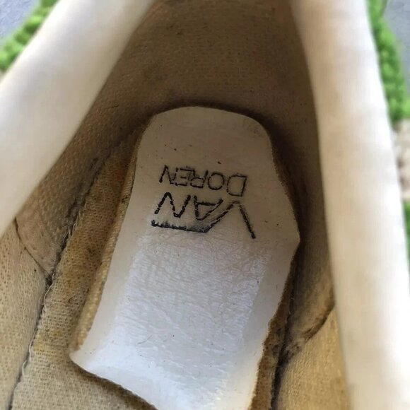 Rare 1970s Vintage Van Doren Needlepoint Ladybugs Shoes - Picture 13 of 14